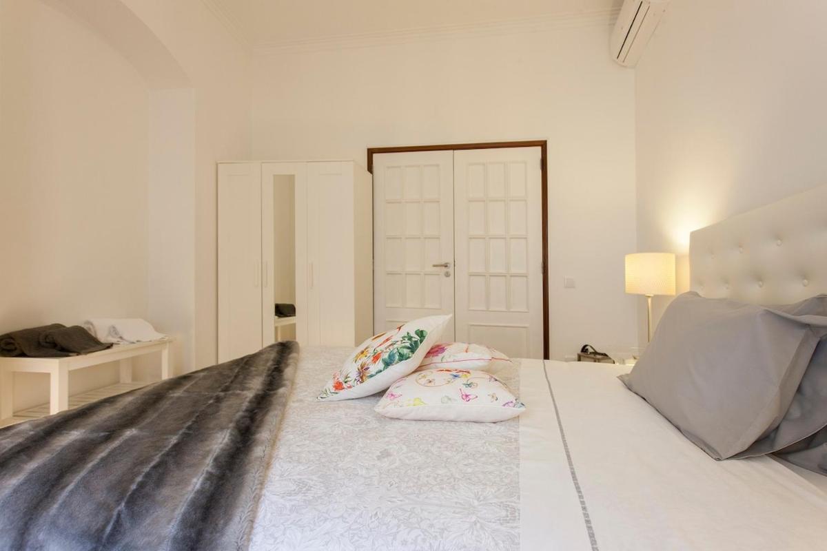 Ginjinha House - 4 Rooms - Bairro Alto - With Ac! Lisbon Exterior photo