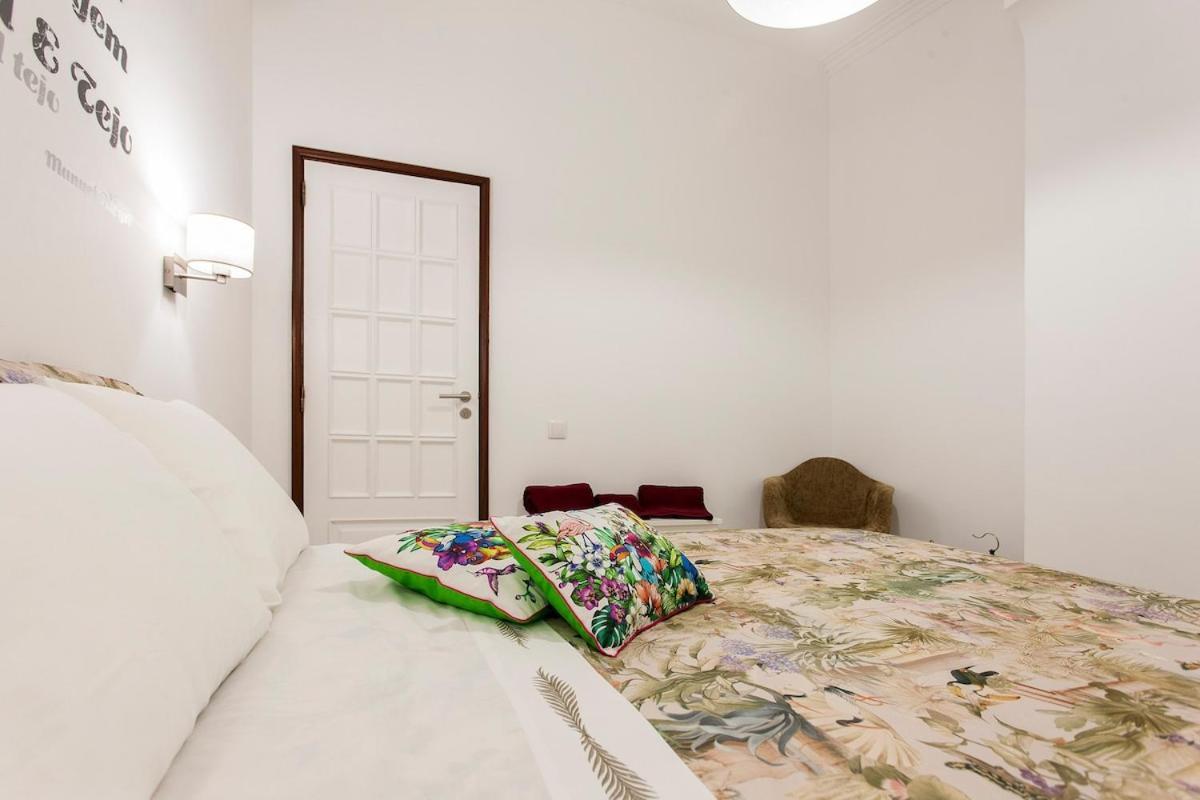 Ginjinha House - 4 Rooms - Bairro Alto - With Ac! Lisbon Exterior photo